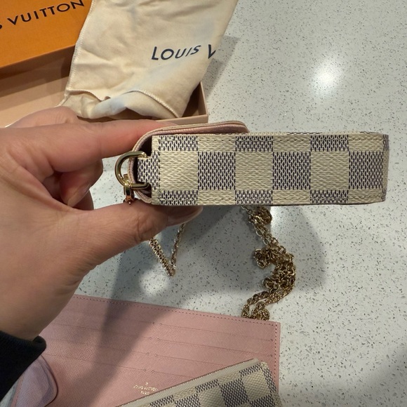 Louis Vuitton Félicie Pochette - Damier Azur Canvas - Picture 4 of 7